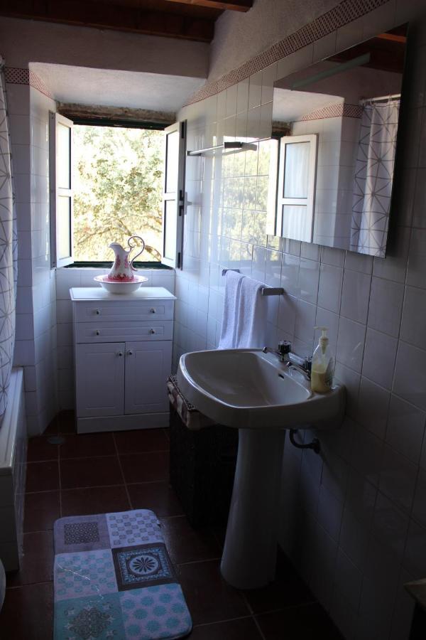 Casa Dos Terranhos Villa Tomar Luaran gambar